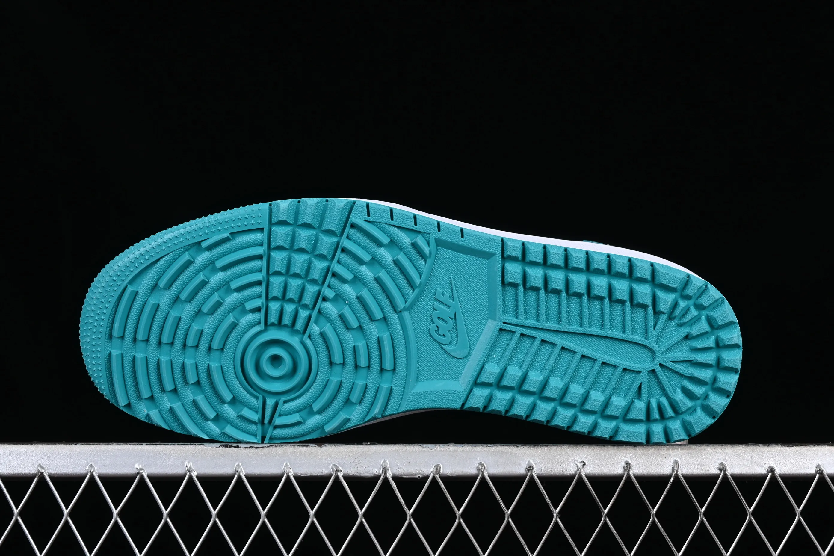 All categories Air Jordan Jordan series basketball shoes Air Jordan 1 Low Z version Air Jordan 1 Low AJ1 Joe 1 black and green electric embroidery hook cultural low-top casual sneakers FZ3248-001